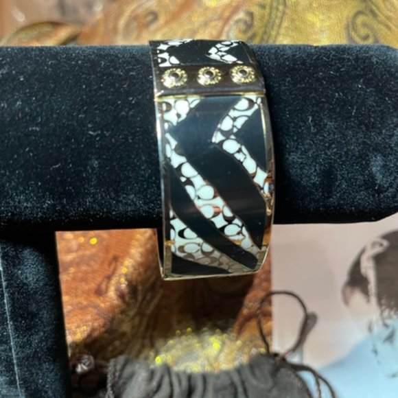🦓 Authentic Coach Zebra Stripe Bangle 🦓 - Picture 2 of 5
